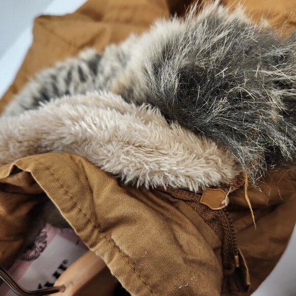 YMI Tan Parka w/ Removable Faux Fur Hood Large - Picture 9 of 14
